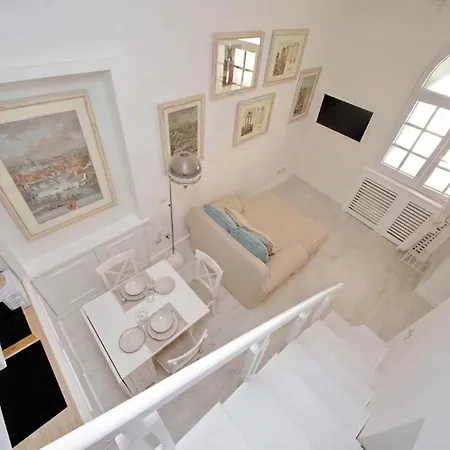 Apartment Della Fonte D'olio Rom