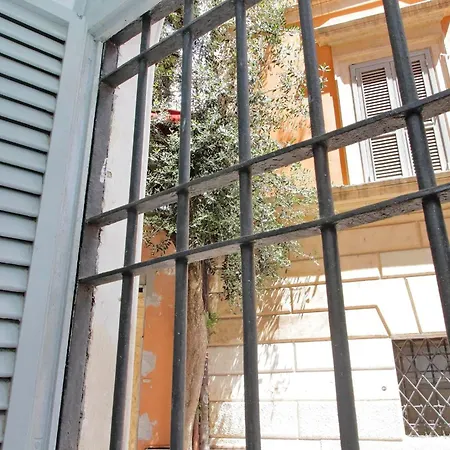 Apartment Della Fonte D'olio Rom